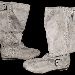 Report Boots Size 8.5 W